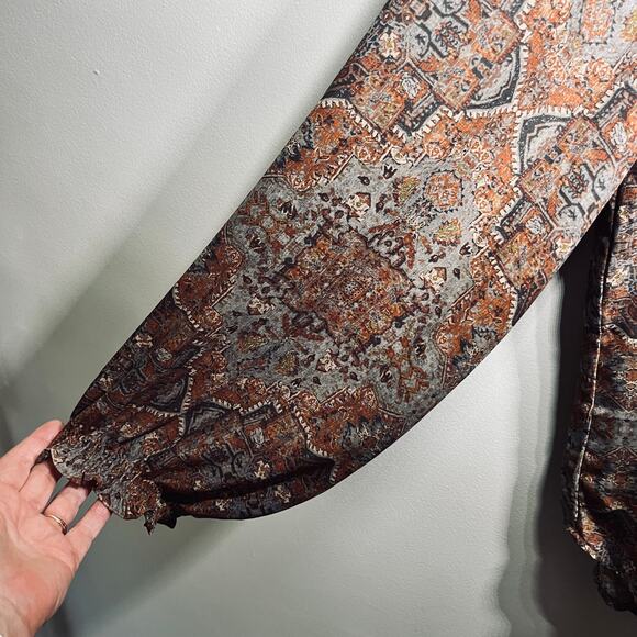 Violet + Claire Blouse Tunic Brown Gray Floral Paisley Fall Balloon Sleeve XL - Picture 2 of 6